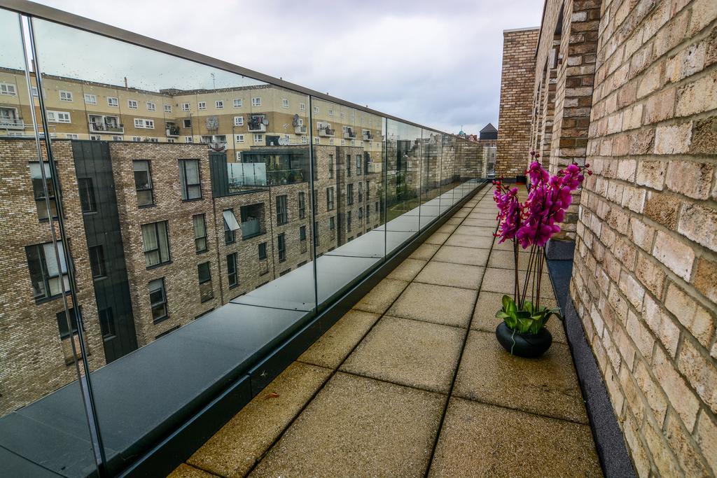 Apartment Wharf - Cambridge Av Лондон Экстерьер фото