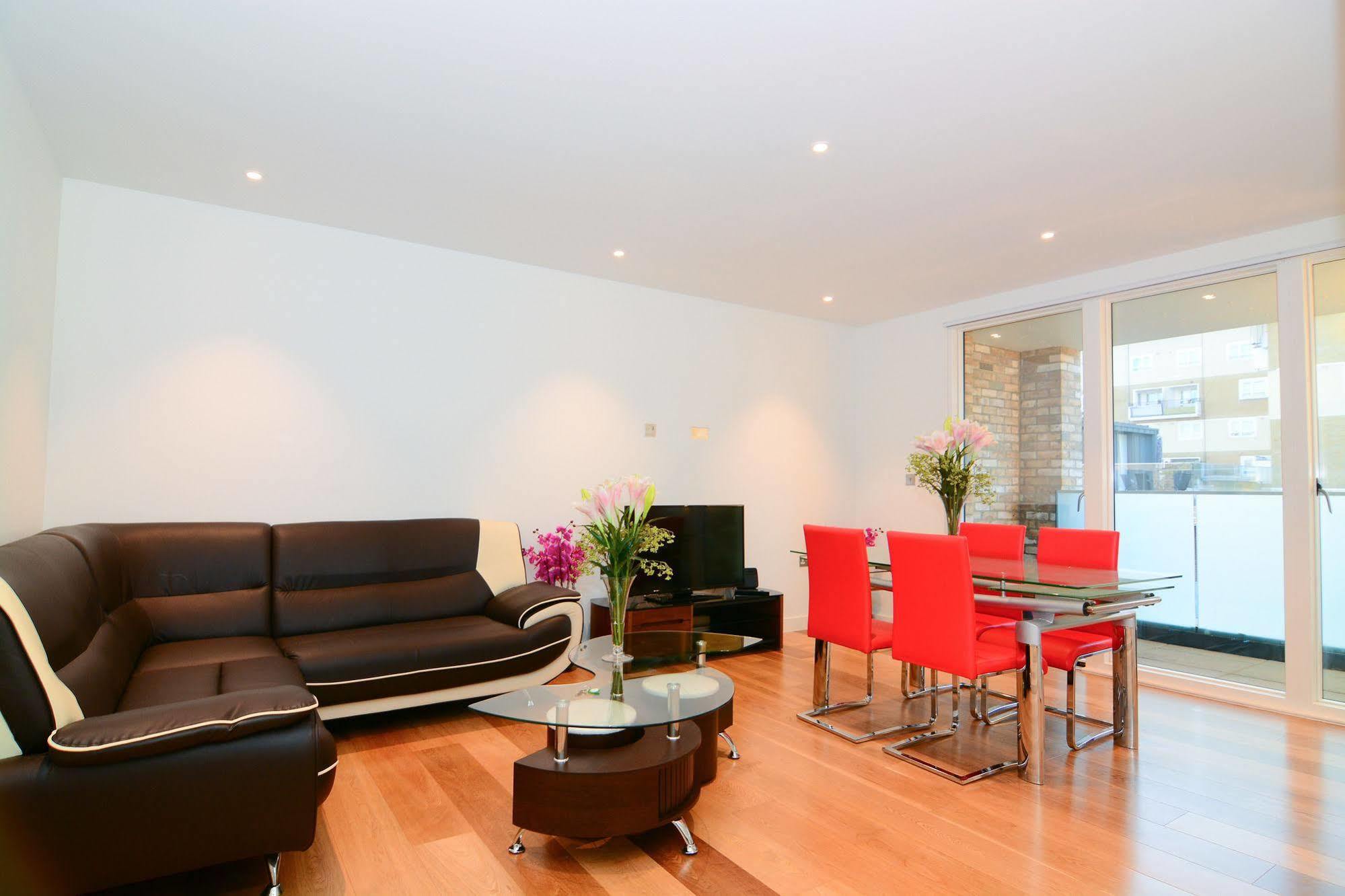 Apartment Wharf - Cambridge Av Лондон Экстерьер фото